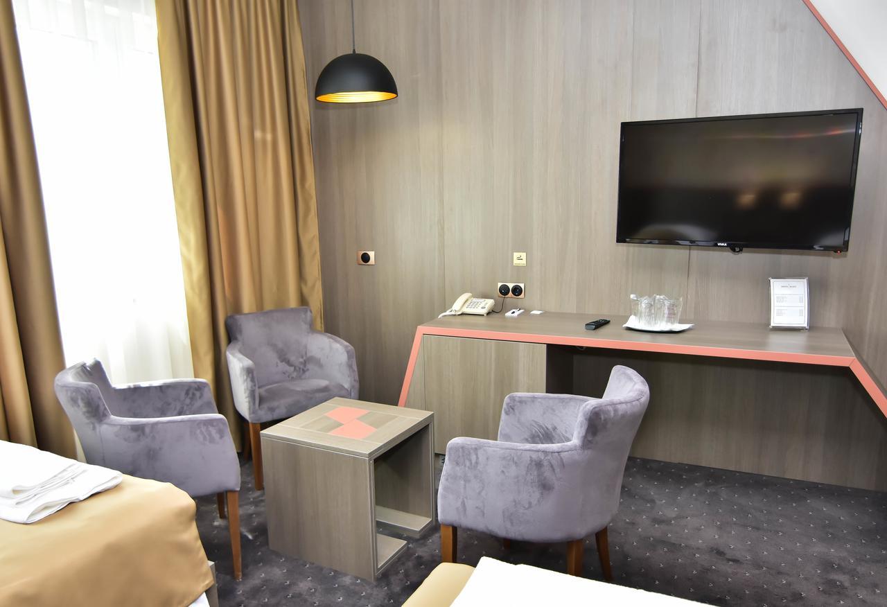 Hotel Kljuc Buitenkant foto