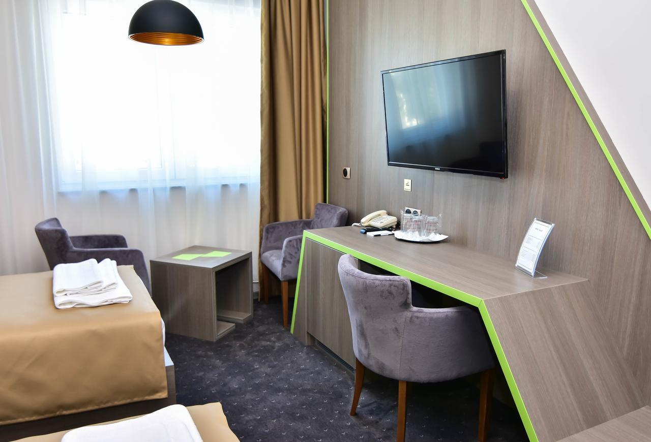 Hotel Kljuc Buitenkant foto